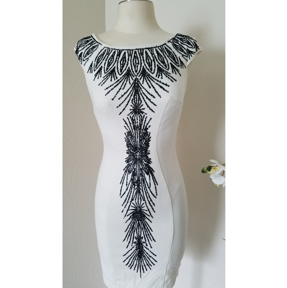 Alexia Admore Beaded XS dress
